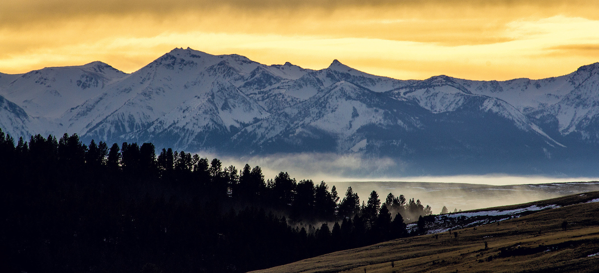 Twin Peaks, Doug Peak, and Sawtooth Peak rise amid the peaks of the Wal'wa-maXs. [Photo] Joe Whittle