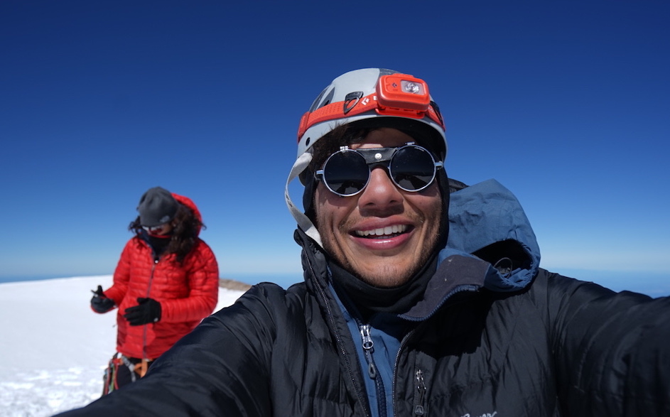 Maurico, happy to be sharing the mountain with his brother. [Photo] Maurico Portillo collection
