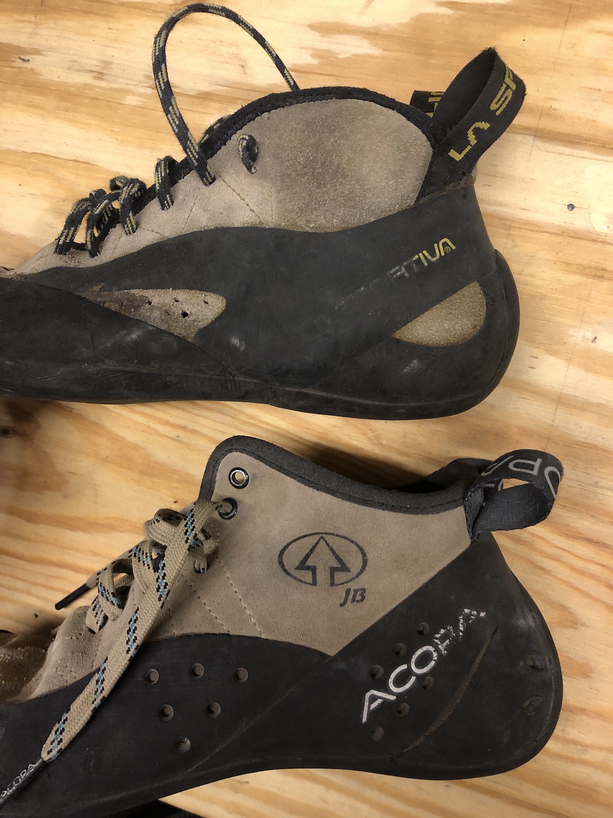 Comparing the ankle cut on the La Sportiva TC Pro (top) with the Acopa JB. [Photo] Chris Kalman