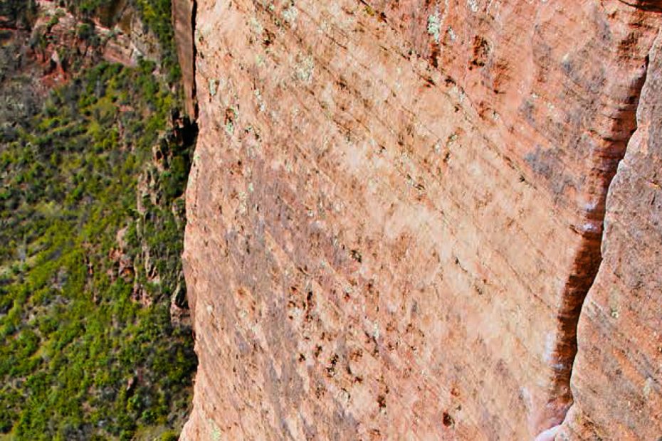 Alex Honnold reenacts his Moonlight Buttress (5.12+, 1,200') free solo in Zion. [Photo] Celin Serbo