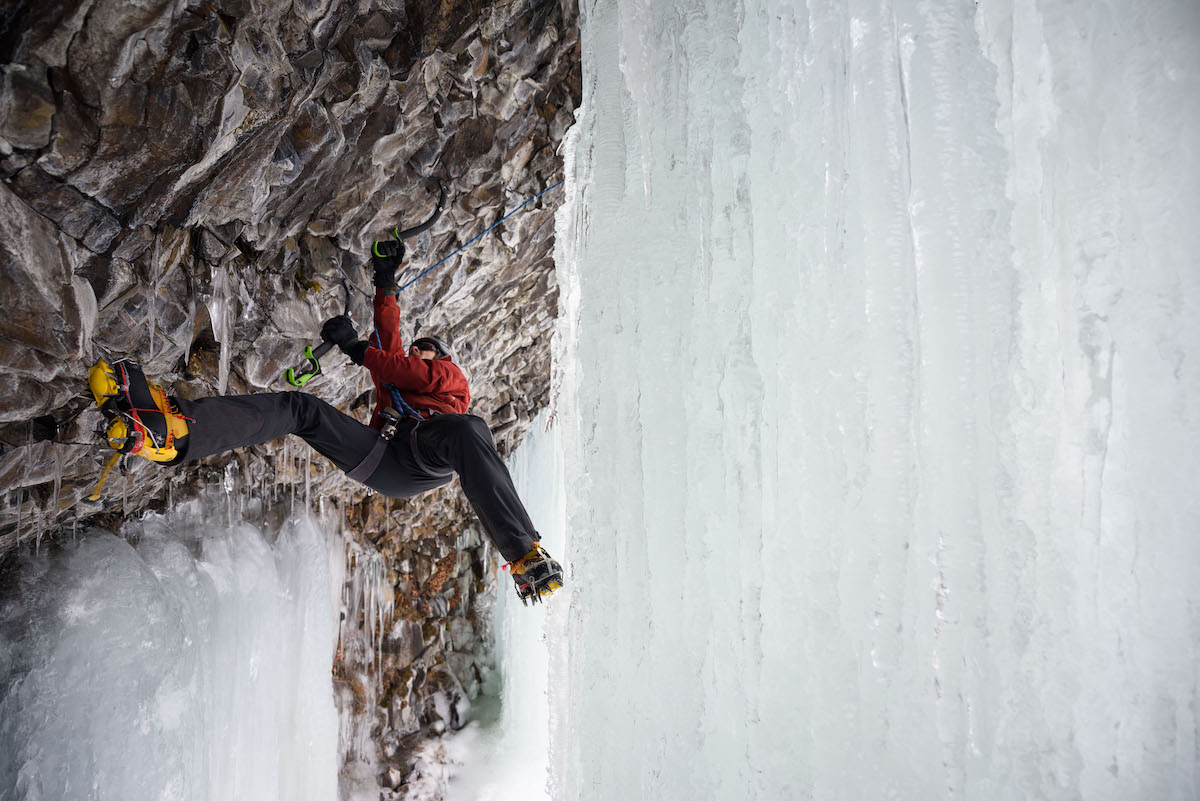 Preston topropes a mixed route in Hyalite Canyon with the Black Diamond Reactor tools. [Photo] Jim Menkol