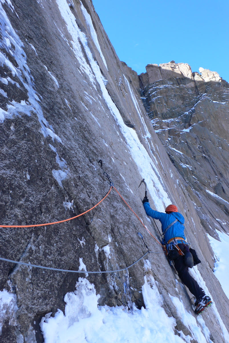 Kevin Cooper leading Pitch 2 of Cannonball during the first ascent. [Photo] Kelly Cordes