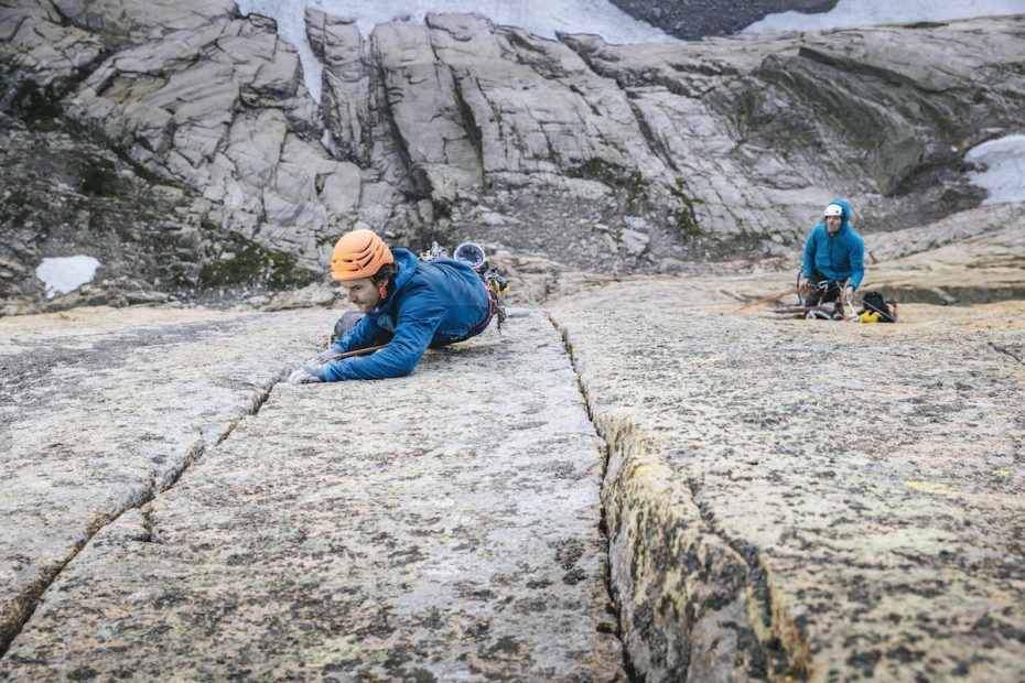 Chris Weidner sends the last pitch (5.12d) of Gambler's Fallacy (5.13b, 9 pitches) on the Diamond of Longs Peak (Neniisotoyou'u), with Bruce Miller belaying on August 9. Weidner's redpoint was the first ascent of the route, to which he and Miller have dedicated 51 days since July 2017. Weidner will soon return to support Miller's free attempt. [Photo] Jon Glassberg/Louder Than Eleven