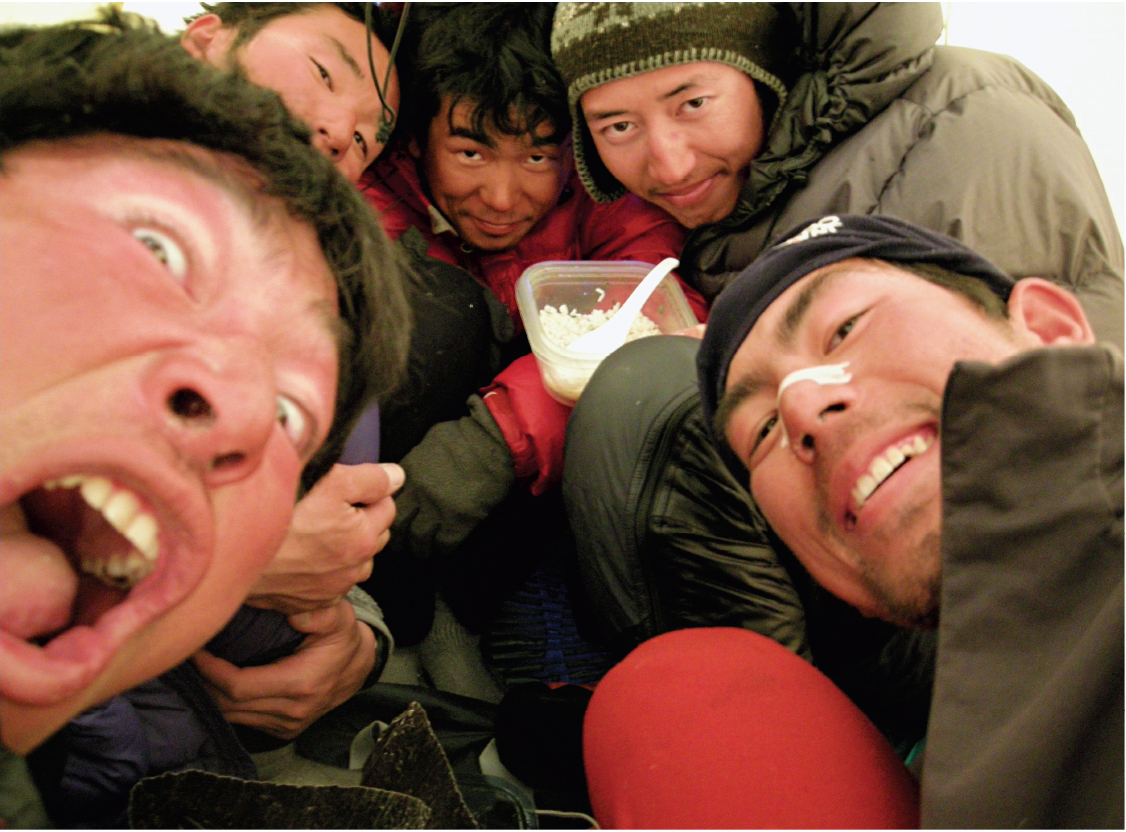 The Giri-Giri Boys. From left to right: Yokoyama, Ichimura, Inoue, Yamada, Sato. [Photo] Katsutaka Yokoyama