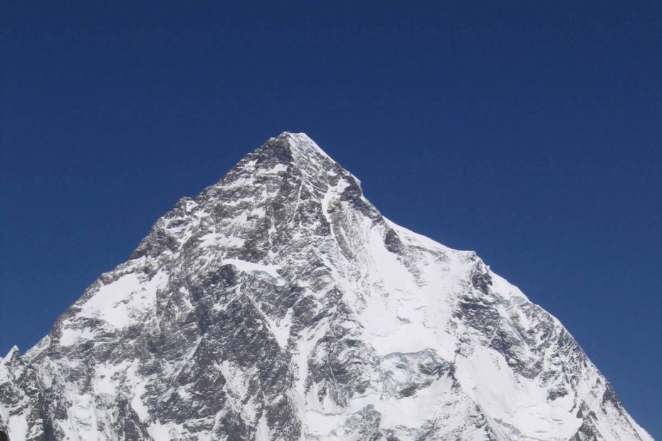 K2 (8611m) as seen in summer. The Abruzzi Spur--the route of the first ascent by Italians in 1954 and the route used for the first winter ascent on January 16, 2021, by 10 Nepali climbers--follows the right-hand skyline. [Photo] Svy123, Wikimedia Commons