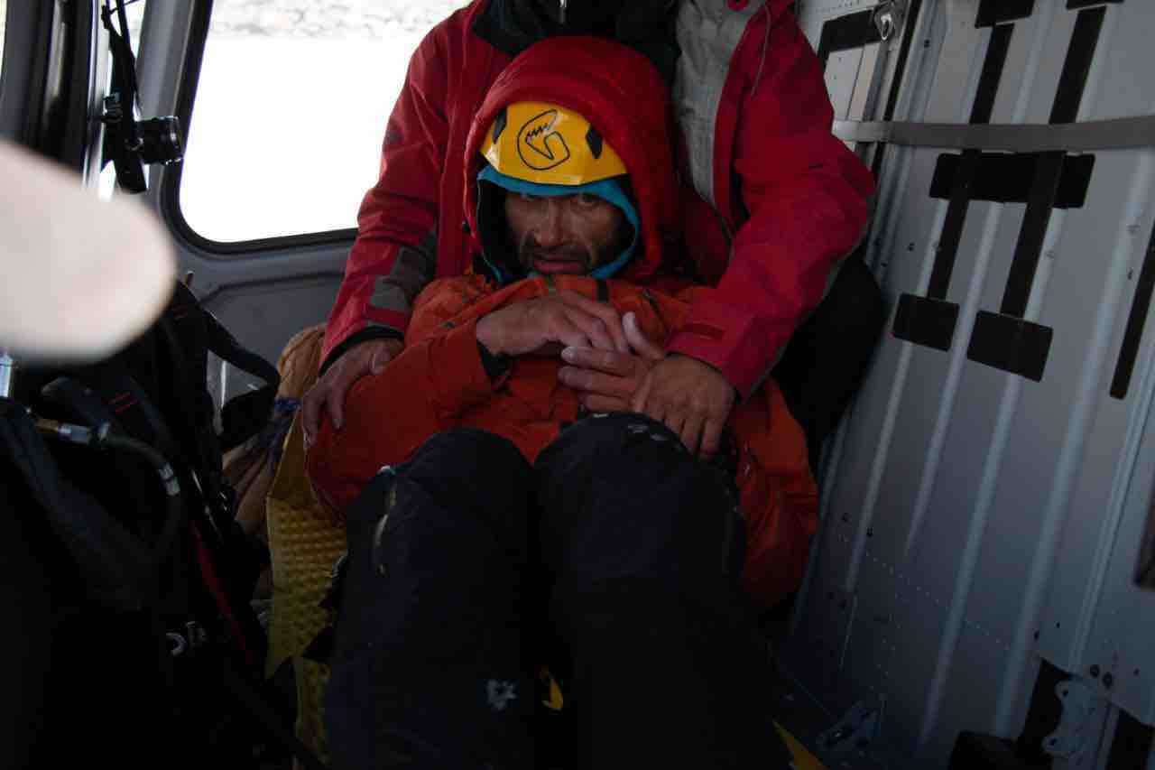 Gukov shortly after being rescued. [Photo] Courtesy of Mountain.RU
