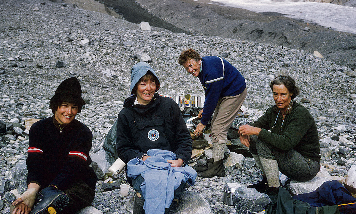 Wendy Teichmann, Andrea Rankin, Gertrude Smith and Helen Butling assemble at camp as they prepare for an attempt on the unclimbed Mt. Saskatchewan in 1967. [Photo] Courtesy Andrea Rankin