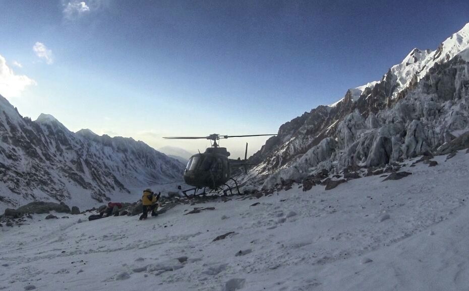 The Askari Aviation helicopter landing on Nanga Parbat. [Photo] Courtesy of Denis Urubko
