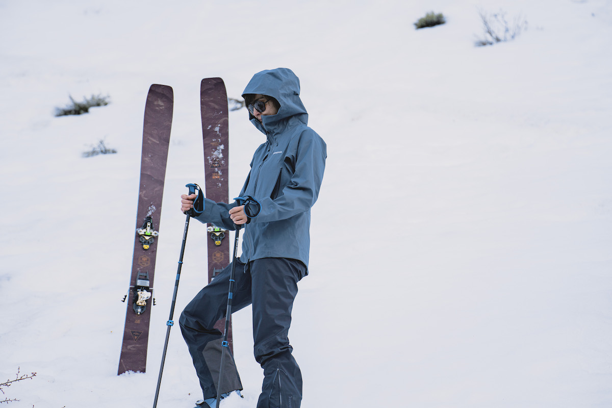 These lightweight, yet heavy-duty layers work perfectly with some breathable base layers for ski days in the backcountry. The jacket runs slightly large, which allows room for layering.[Photo] Miya Tsudome collection
