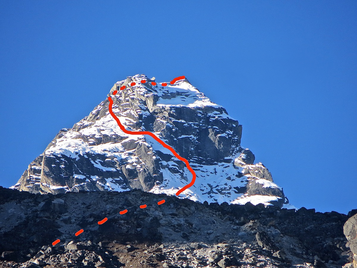 Nik Mirhashemi and Mark Pugliese climbed a route they called Wrong Way Bud (5.6 M4, 500m) on Norbu Peak (5634m) on October 23. [Photo] Nik Mirhashemi