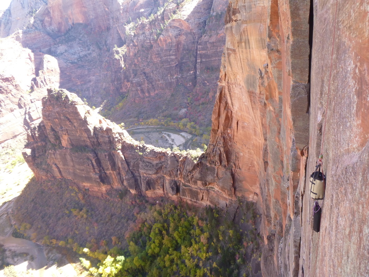Hauling the pig with the Sterling WorkPro static rope on Prodigal Sun, Zion National Park. [Photo] Derek Franz
