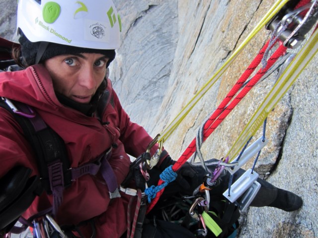 Vidal rappels with a full load after completing her solo route. [Photo] Silvia Vidal